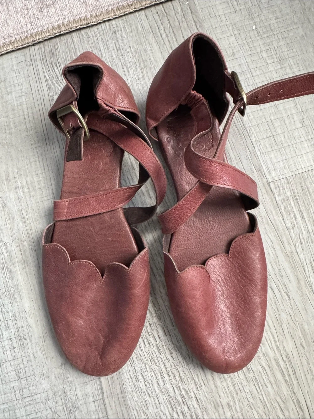 Scalloped Cross-Strap Leather Flats in Brown
